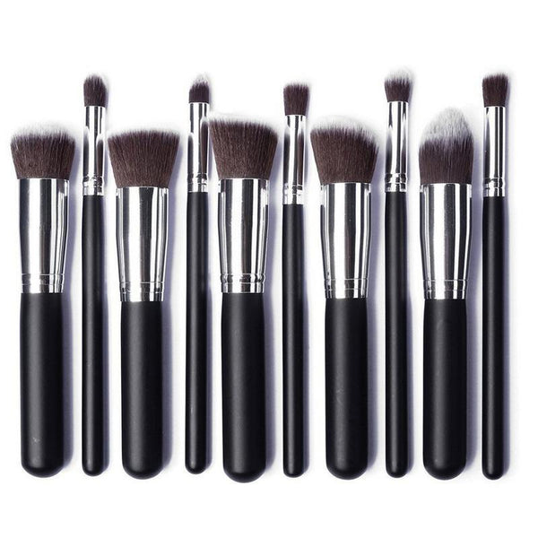 Classic Matte Black Makeup Brush