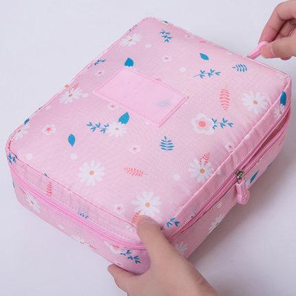 Travel Makeup Organizer Pouch