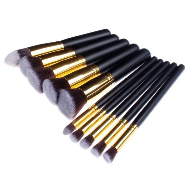 Classic Matte Black Makeup Brush